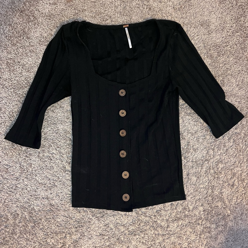 Free People Central Park Top Black Cardigan Ribbed Knit
Button - Picture 1 of 3